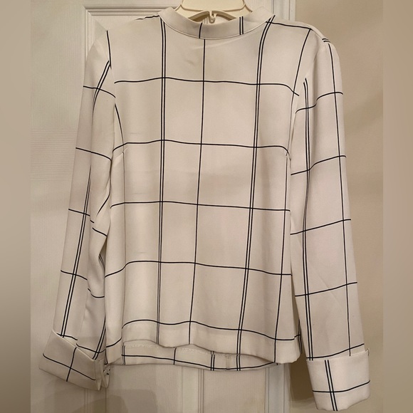 H&M White & Black Lined Plaid Blouse with Stand-up Collar - Picture 2 of 5